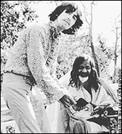 George Harrison (left) with Mararishi Mahesh Yogi.