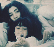 Yoko Ono, with her daughter, Kyoko.